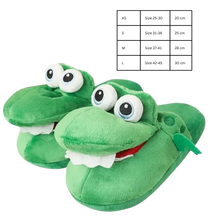 Cargar imagen en el visor de la galería, Zapatillas de andar por casa con forma de cocodrilo - Ozerty