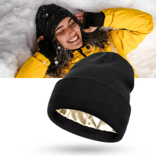 Cargar imagen en el visor de la galería, Gorro de punto con forro de satén - Ozerty